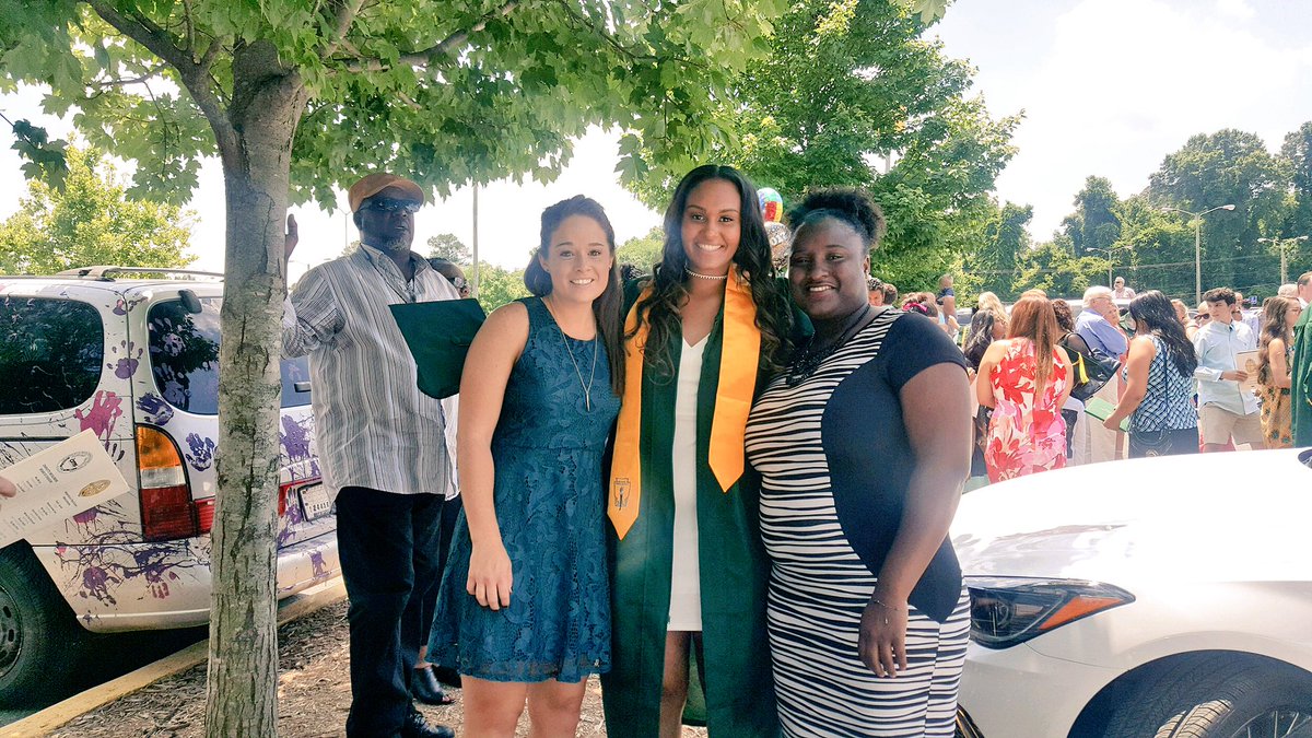 IndependenceGBB's tweet photo. HUGE congrats to the class of 2017 Lady Patriots 🏀 4 great ball players, 4 great people. Headed to App State, NC A&amp;T, Brevard &amp; Lane College https://t.co/wgHg5B6Sgv