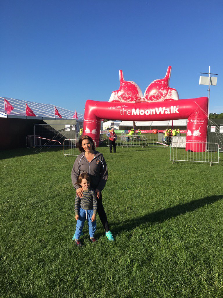 BodyWorkWarrior's tweet photo. Away to do sports massage at moonwalk Edinburgh https://t.co/eArOHKSI5K