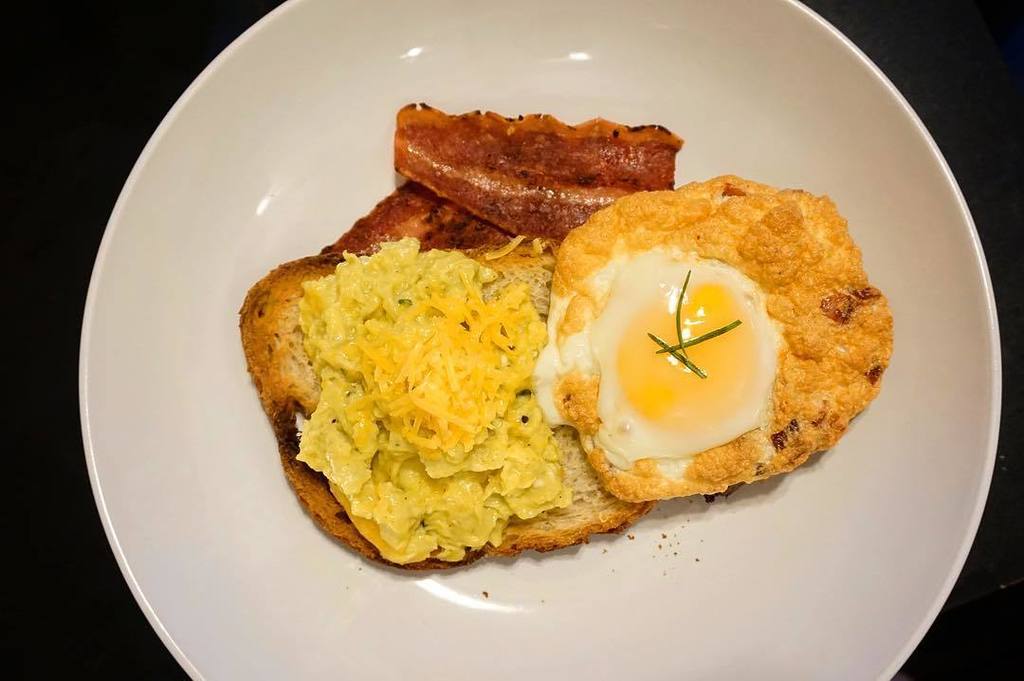 Pope_Nick's tweet photo. Eggs two ways.
.
.
.
#eggs #eggcloud #scrambledeggs #eggporn #breakfast #brunch #toast #turkeybacon #cheddar #igfo… https://t.co/C07c06vSbj https://t.co/AnGwdObfUq