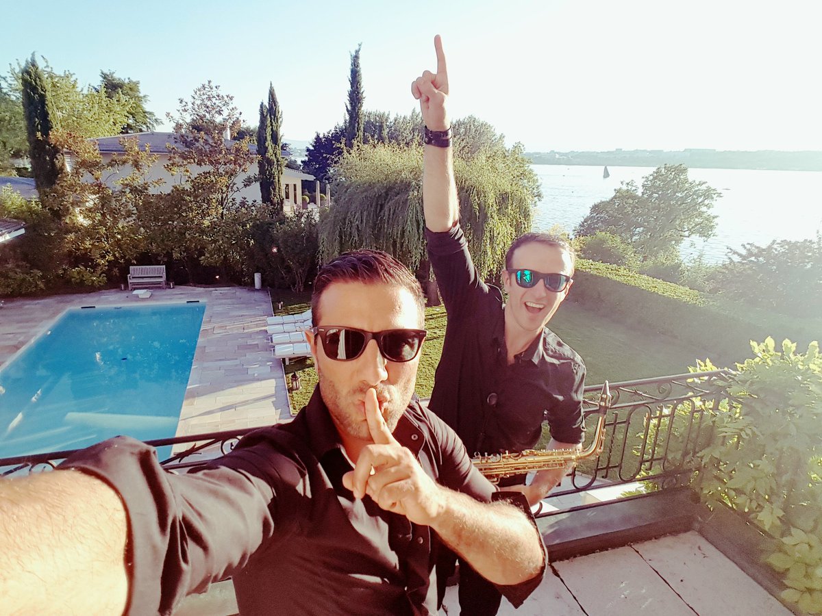 joemendes_'s tweet photo. Ready To Rock This Place 😎 #Party #Geneve #Suisse https://t.co/mkI4OGS5bt