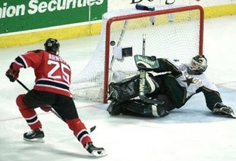 thehockeycrate's tweet photo. Today (2000), Jason Arnott scored the winning goal at 8:20 of the second overtime to capture the #StanleyCup Championship. #hockeycrate https://t.co/5BpiyYveiz