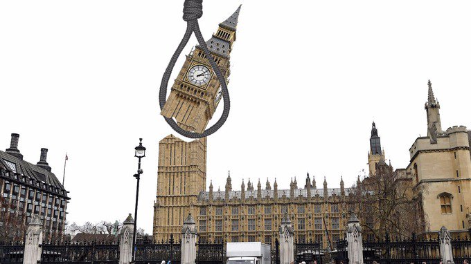 cascadeofshiny's tweet photo. 💪#hungparliament #Election2017 https://t.co/xUFxW08BvX