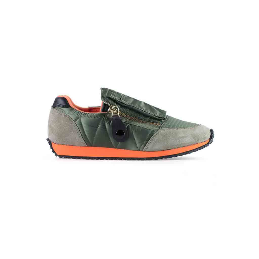 BlueButtonShop's tweet photo. Inspired by MA-1 Military Jacket
#Kapital MA-1 Sneakers

#TorontoStyle | #Sneakers | #menStyle | #RawDenim | #JapaneseDenim https://t.co/2Hb49wjk0g