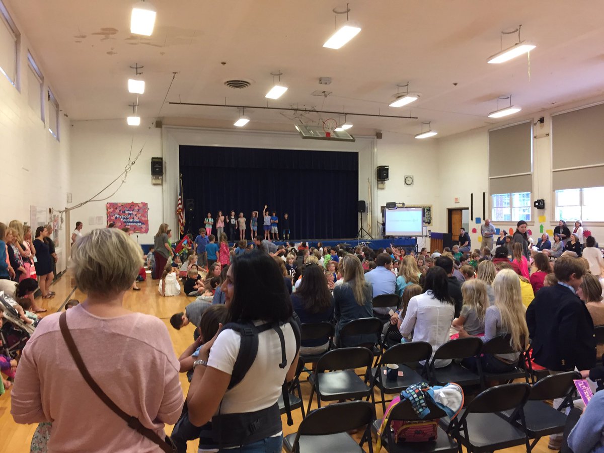 BukerSchool's tweet photo. Thank you to all of our parent volunteers! We can't do it without you. #bukercommunity https://t.co/tiMrV5Ix0E