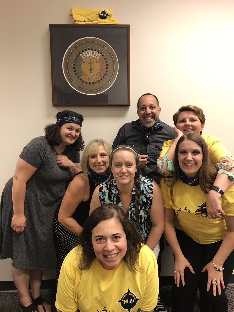 Lindsay36206303's tweet photo. Sun and Eagle Navajo painting with the scavenging Local HR Team!! #LSA200 #Week5BSHβ #LSALocalHR @mermaid9425 https://t.co/vAX0mrgtj9