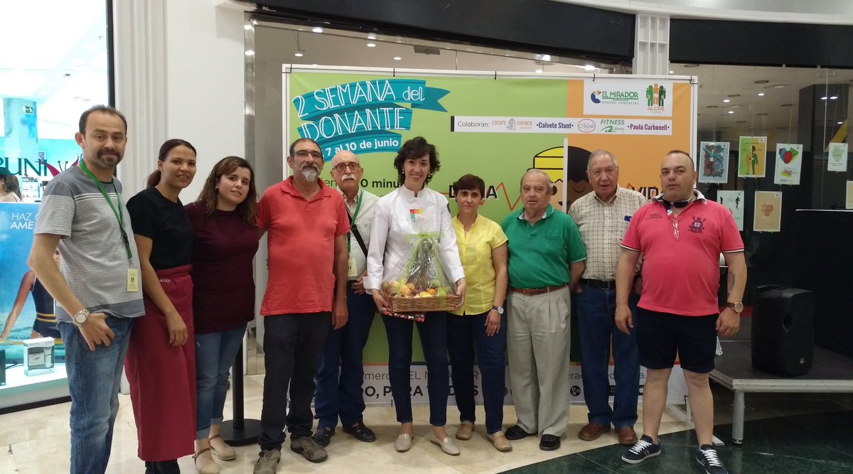 ImapaComunica's tweet photo. Muy #fans de @MariPazTopChef ¡Tarde rica, rica, la que hemos echado con ella! Y con @AlcerCuenca en El Mirador #DonaCuenca ;) https://t.co/WQSsNGxSQx