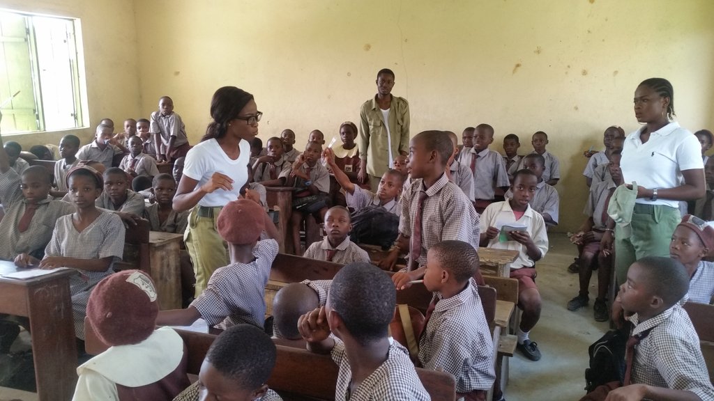 NYSC_SDGs's tweet photo. The student also asked questions after the lecture and we are pleased to answer  @mista_oba @NYSC_SDGs https://t.co/ziW4iSMCH9