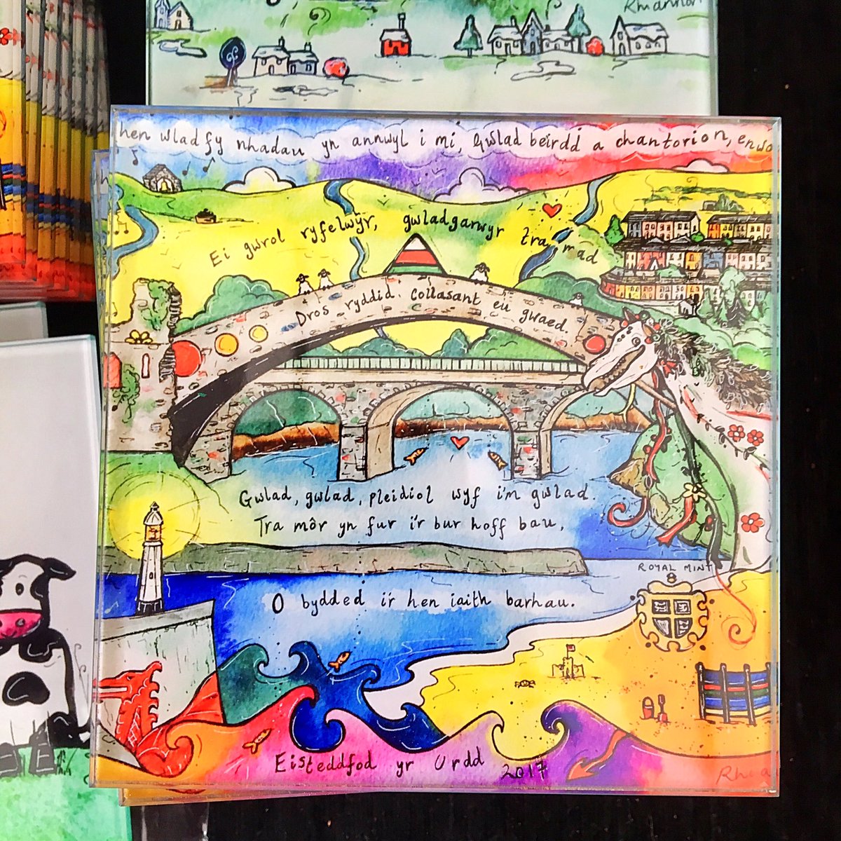 rhiannon_art's tweet photo. Os i chi dal am brynu costeri gwydr yr Urdd 2017, cysylltwch a fi. £6 yr un 😃 #atgof #cymru #coaster #pontypridd #porthcawl #yfarilwyd #art https://t.co/uYQXBnnqhb