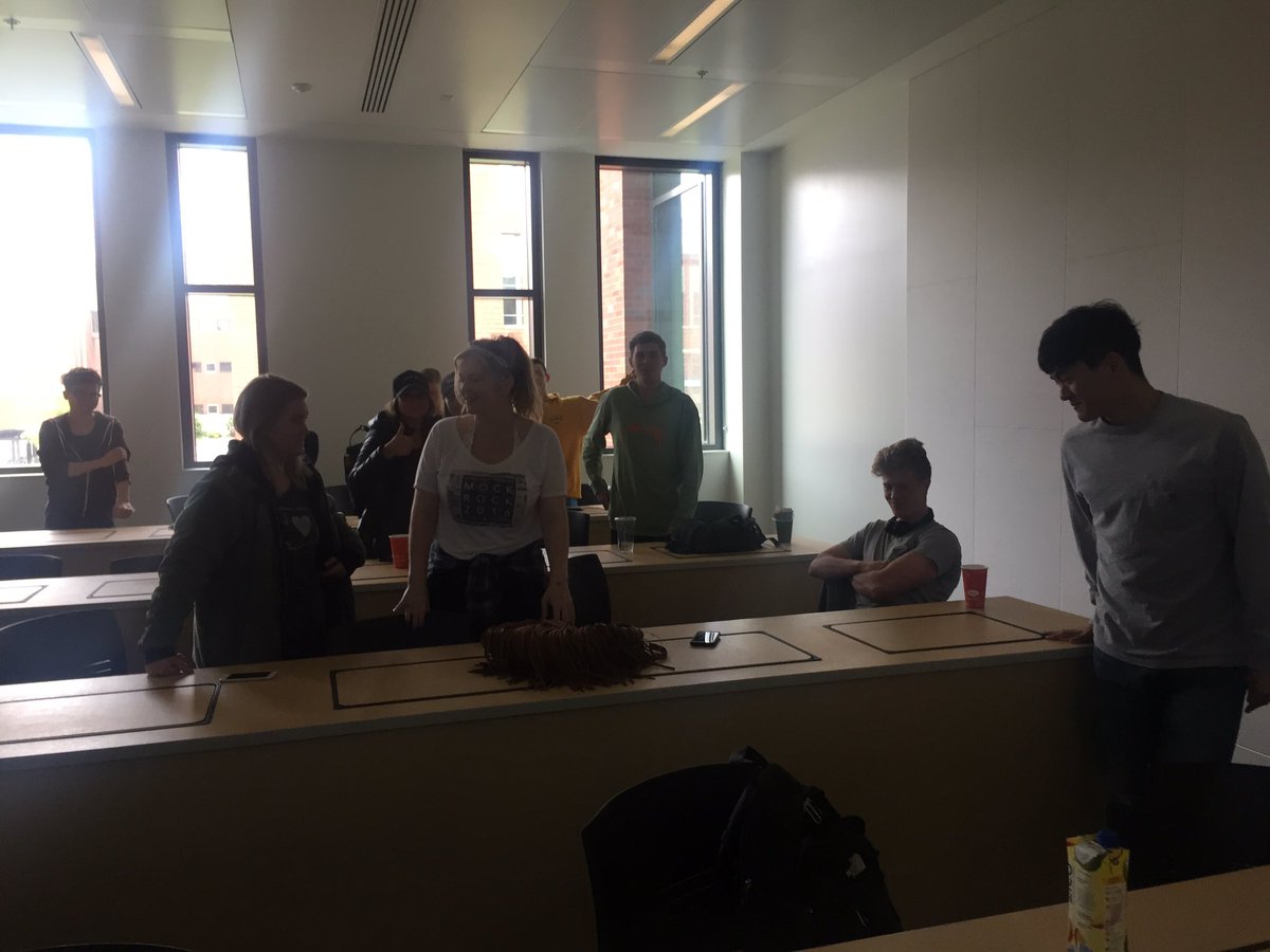 JessycaLewis's tweet photo. Final presentation day for #Admarks These fabulous @OregonState students just presented final international and national marketing plans https://t.co/cIwl5gVvEL