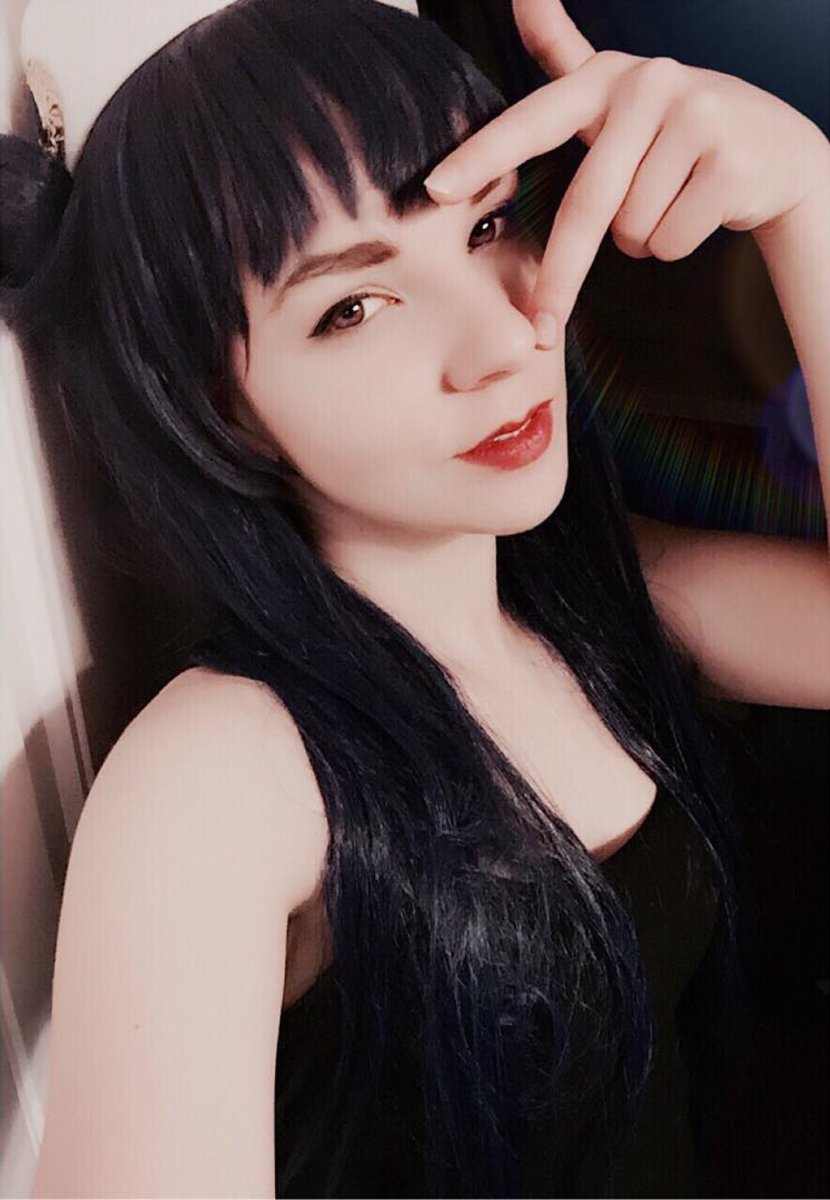 SunsetDashPro's tweet photo. "Just by staring into this Yohane's black eyes- you will definitely fall in love with me~ ♪ I am the fallen angel idol Tsushima Yohane!" https://t.co/2vhnFvXJK6