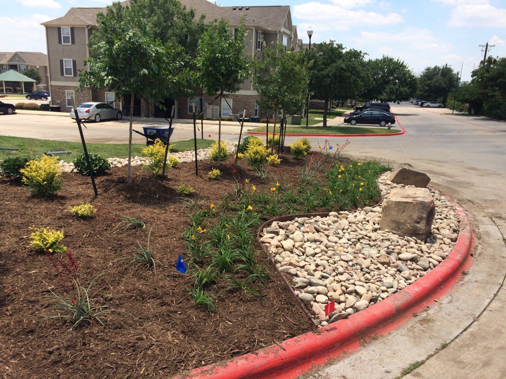 RitzelRoss's tweet photo. From a plain Jane sod corner comes a pretty cool Landscape Enhancement! https://t.co/2PlfwxnV9E