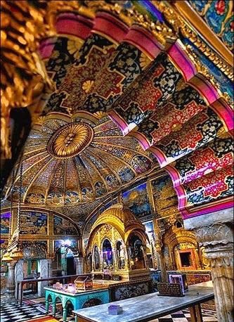 nowhereblow's tweet photo. #digmbar jain temple #delhi 🦋 https://t.co/XIvBRNKDkg