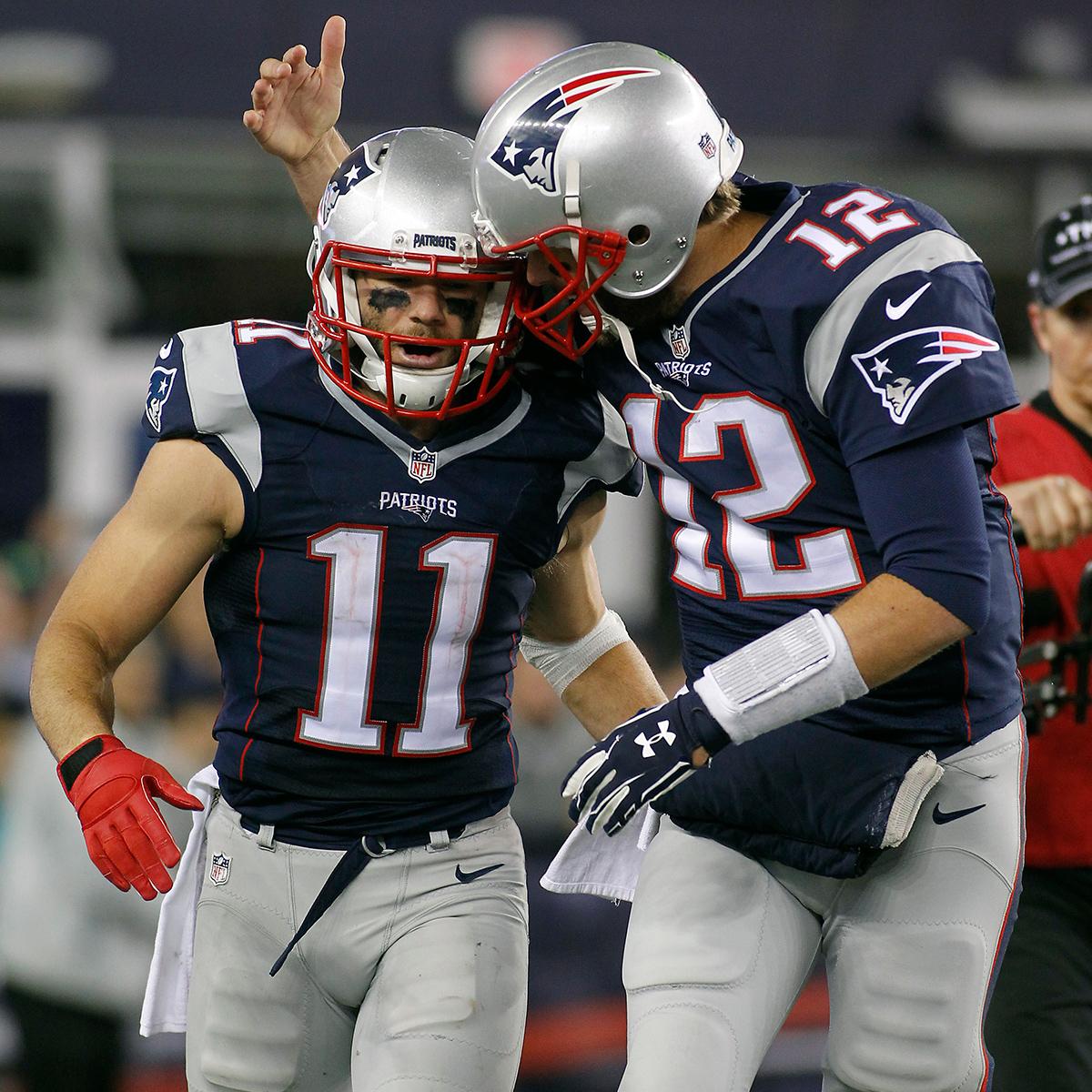 NFL's tweet photo. Tom Brady: Can @Edelman11 hang out longer?

@Patriots: YES. #NationalBestFriendsDay https://t.co/f4289apJrh