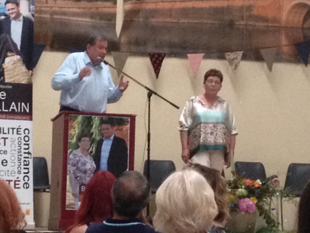 BrigitteAllain's tweet photo. Meeting  à Bergerac un mot d'accueil de Mr le maire " j'apporte mon soutien et mon suffrage à Brigitte Allain"#circo2402 #legislatives2017 https://t.co/xWrikMECVM