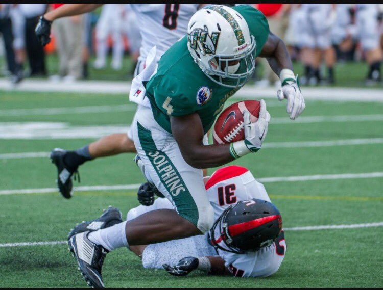 legaxyzoe's tweet photo. Beyond Blessed and Grateful to have received my First Offer from Jacksonville University‼️✅ #PhinsUp https://t.co/TmIA6iRio1