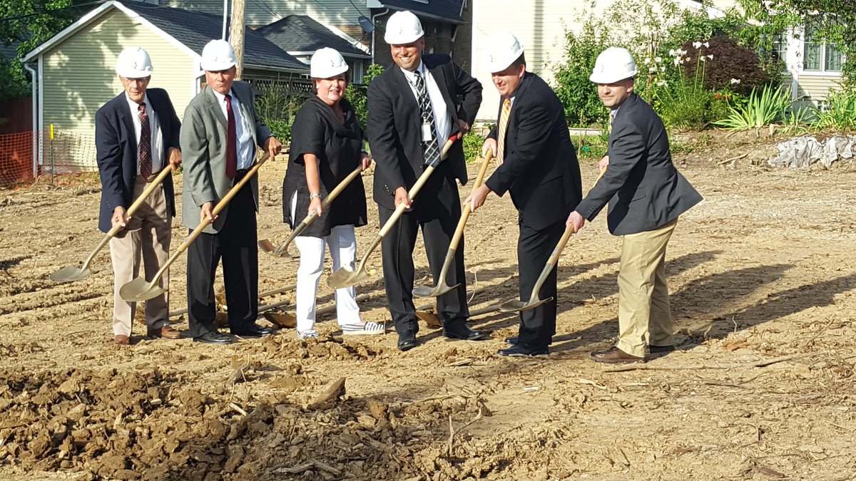 ICSConstruction's tweet image. Groundbreaking for @CityGlendaleMO new City Hall complex. Excited to get to work on project that will serve the community for many years.