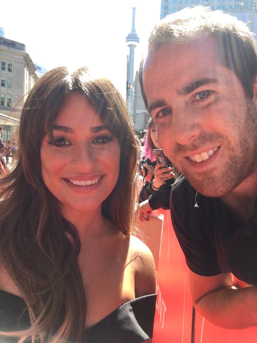 LeaMFranceCOM's tweet photo. #TWITTER @Daniel_Eliesen : #CTVUpFronts avec @LeaMichele https://t.co/TNYv98yrF1