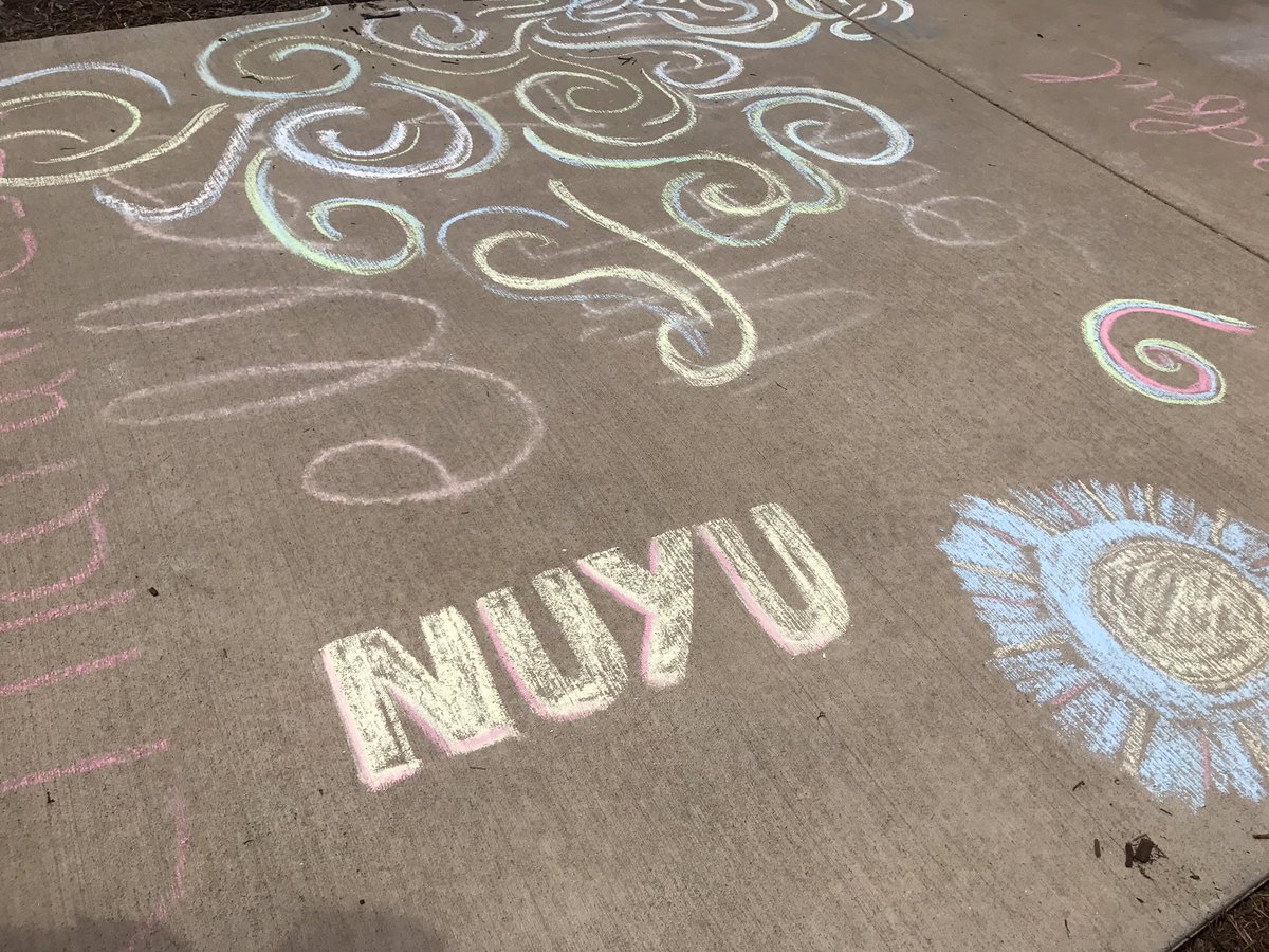 nuyu_team's tweet image. NuYu is moving to Whitney to spread #mindful eating &amp;amp; chalk art positivity for lunch. Join us! #FPSPI #Problemsolved #wwprsd