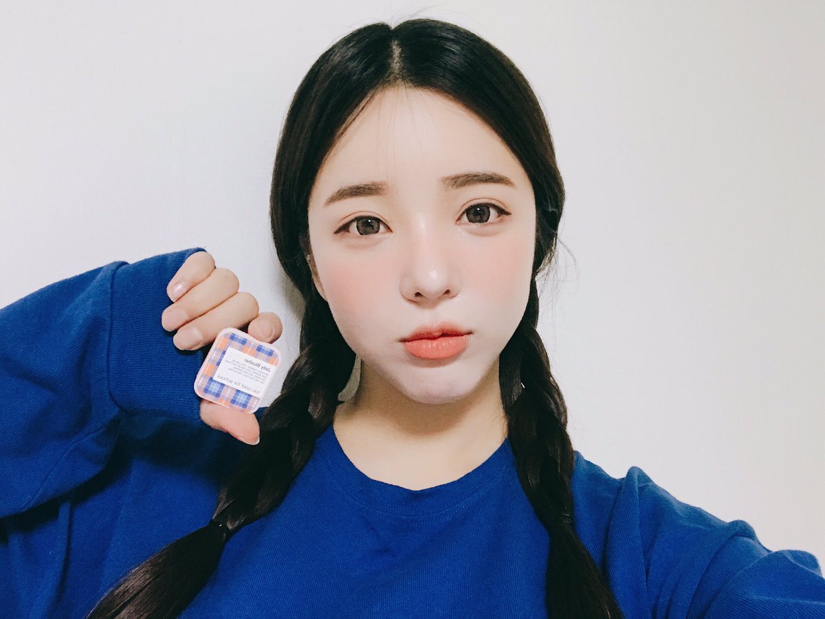yoonara_jp's tweet photo. お気に入り��チーク💓

#yoonara #ユンアラ #オススメコスメ #韓国コスメ #チーク #TooCoolForSchool https://t.co/5kDEkZ6cKu