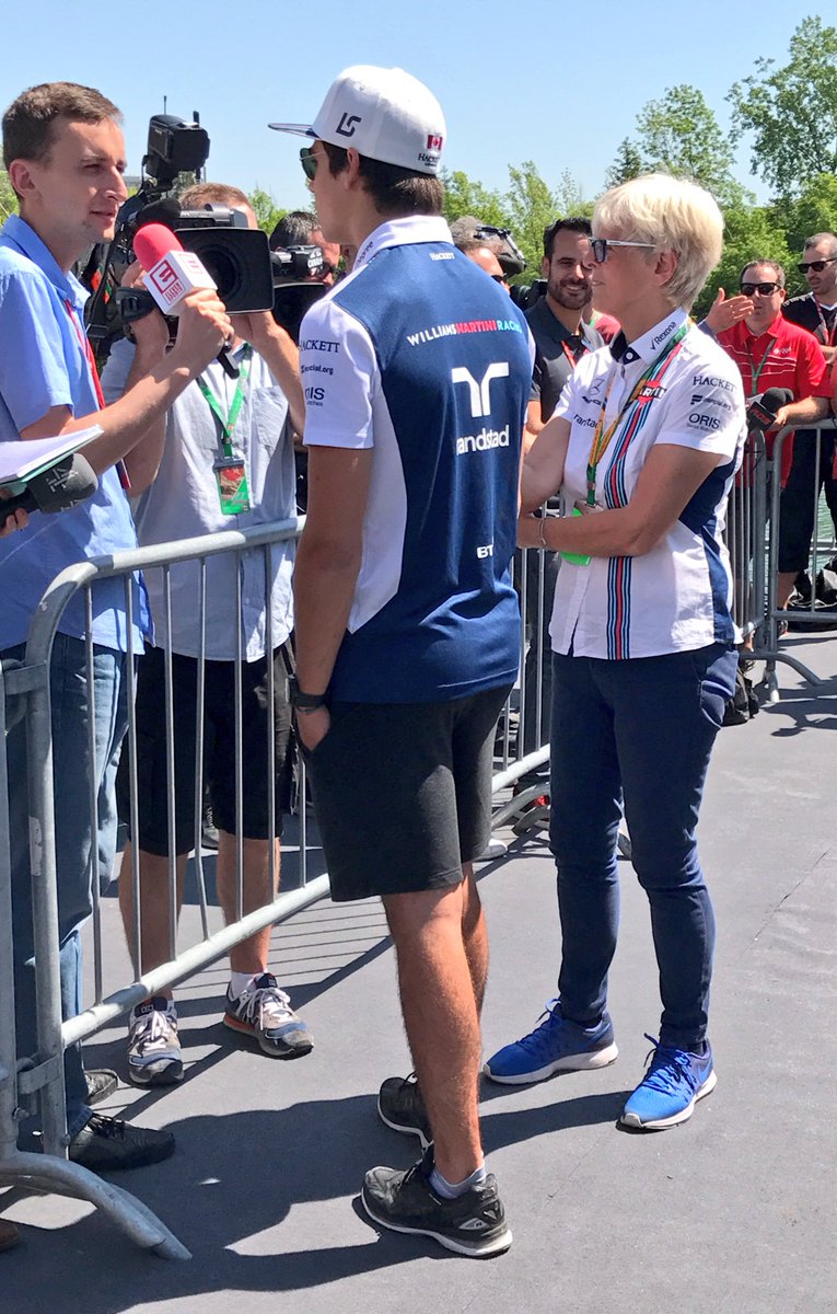 giselle_zm's tweet image. El piloto local @lance_stroll 🇨🇦 será la víctima del #passgame!! Ya vieron @ASICSmexico que el también usa los Nimbus19?