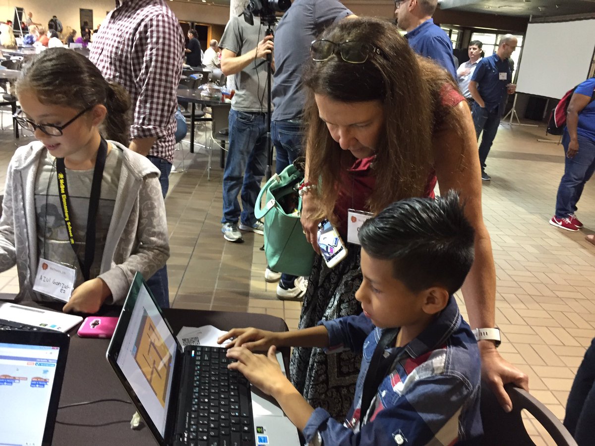 vkajones's tweet photo. Showing computational thinking skills while using #powerskills  #aisdproud @RafaelAlbaEd #wtcs2017 @ElementaryMcbee @drfletcher88 @codeorg https://t.co/2t3ONxvi6N