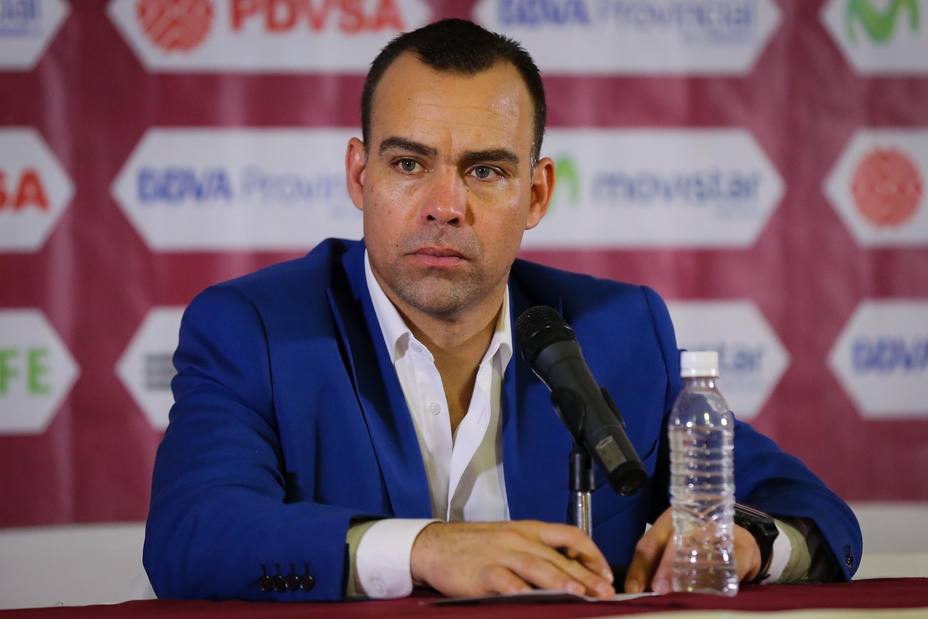 Rafael Dudamel: Presidente, pare ya las armas bit.ly/2s8p3Y2