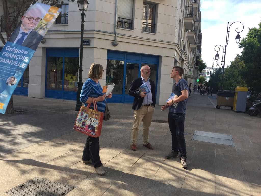 gfdainville's tweet photo. Au marché des Champs-Philippe, à la rencontre des habitants du quartier pour leur expliquer mon projet avec @577PourLaFrance 
#Circo9203 https://t.co/451rpAhztI