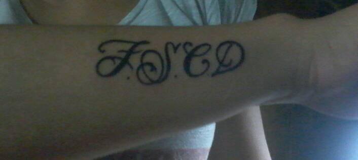 Juanimeama's tweet photo. 2Tatoooo😍 https://t.co/FOBgm9pWQz