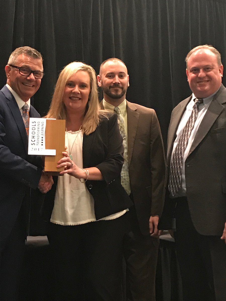 N2Learning's tweet photo. Congrats @SMSager and Wilson Middle School for being honored as a #schoolstransforminglearning campus #txpvi https://t.co/ZHMXwvNk9L