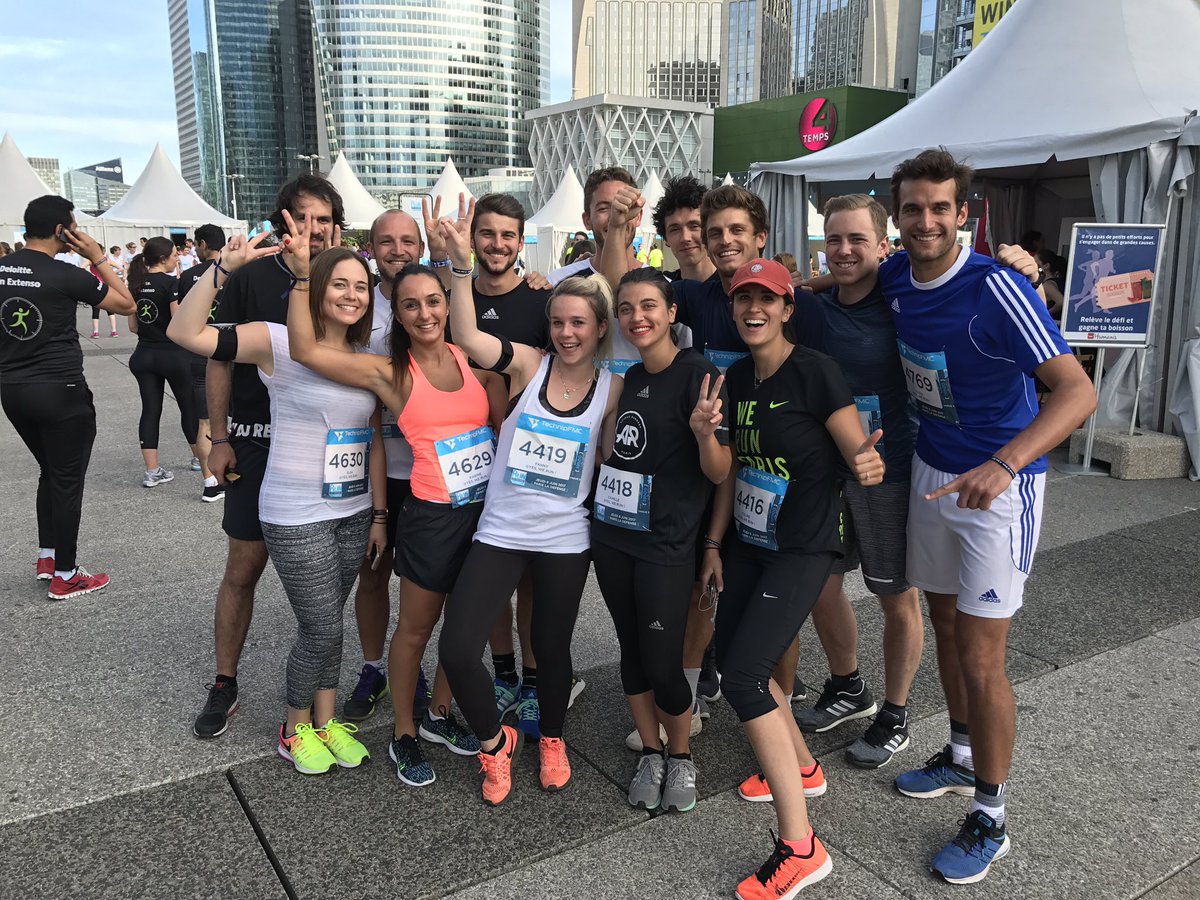 HavasPlay_FR's tweet image. La super 🍑 pour la #TeamHavasSE avant @RunatWork ! 
On en reparle après hein... #RunAtWork