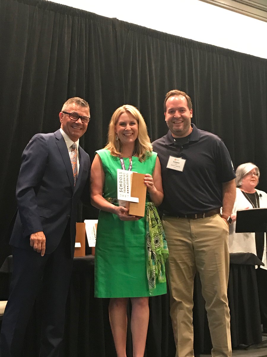 N2Learning's tweet photo. Congrats @aziaer and Coppell MS North on being honored as a #schoolstransforminglearning campus #txpvi https://t.co/apNUUxIncx
