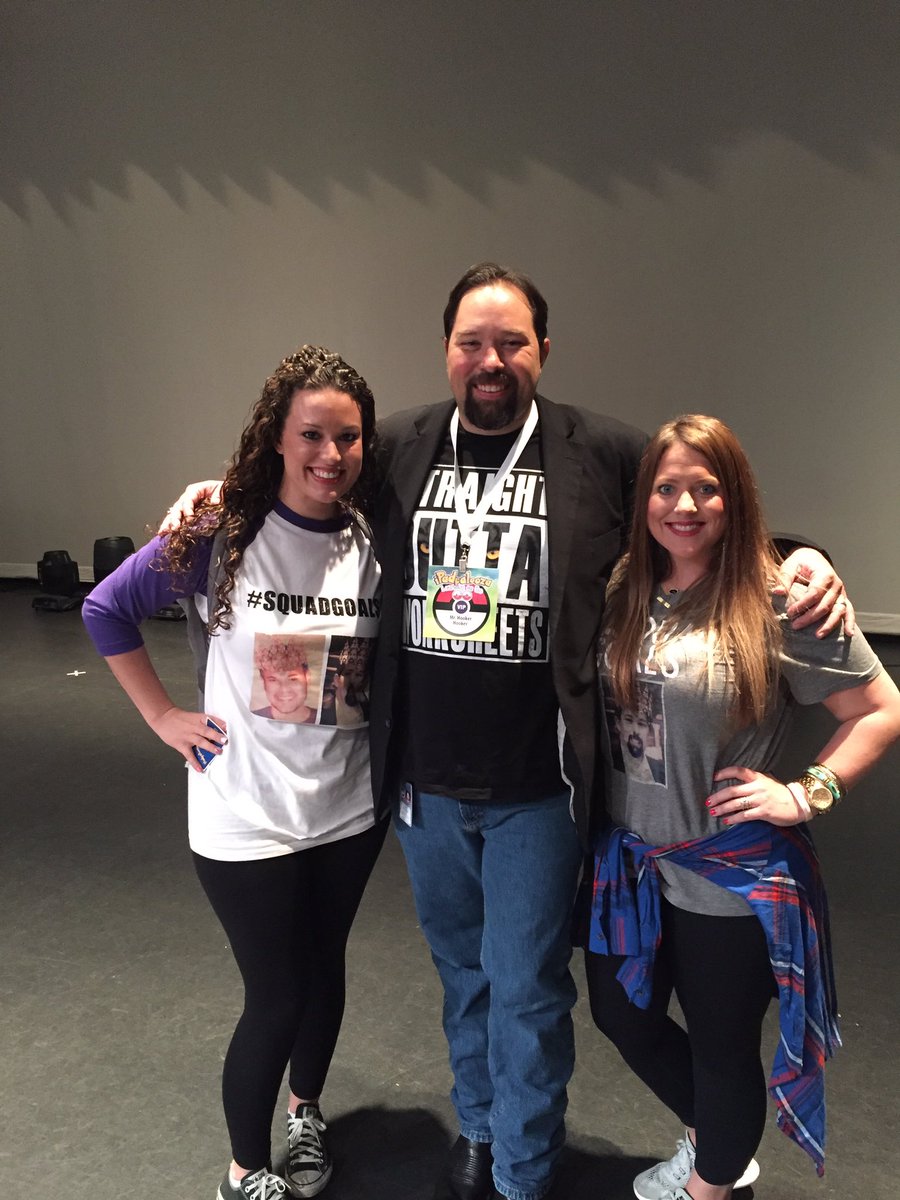 tsimsDPJH's tweet photo. When you know you are really @mrhooker most favorite you make a shirt with his face on it! 🤣🤣🤣 #ahookersdream  #iplza17 https://t.co/C3oPp6skWB