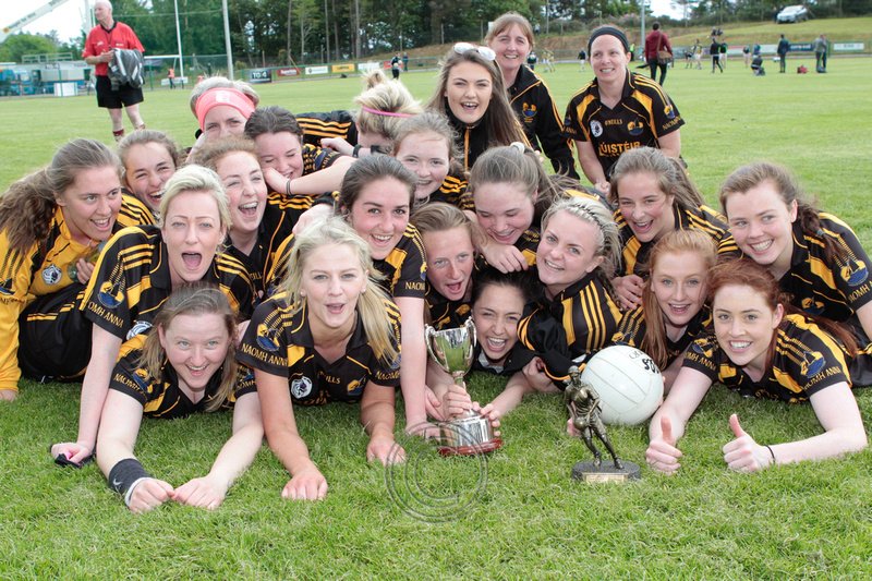 Tá go leor pictiúir de chluiche ceannais Sóisear <a href="/CPnaG2017/">CPnaGaeltachta 2017</a> tógtha ag <a href="/seanomainnin/">Seán Ó Mainnín</a> le feiceáil &amp; le ceannach ar seanomainnin.com/p833084788