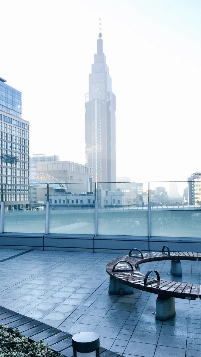 日本中をアニメの世界にできるかも？写真をイラスト背景風にする方法がすごい！