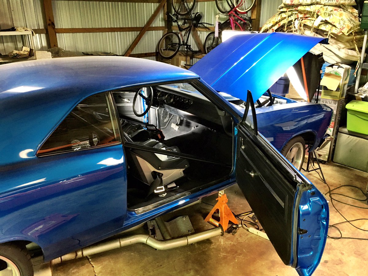 This photo might give you the idea that I'm working on my Chevelle.
