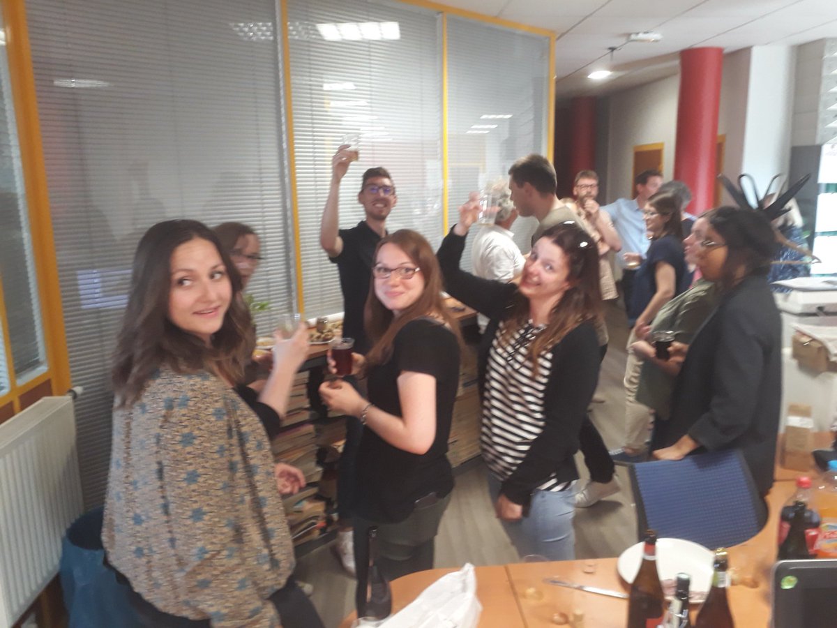 sabkhl's tweet photo. .@Nordlitt à la votre ! #journalecole #aperoecole  cc @ESJPRO  @marccapelle @benjournalist @H5nain https://t.co/mpDj9vVXF2