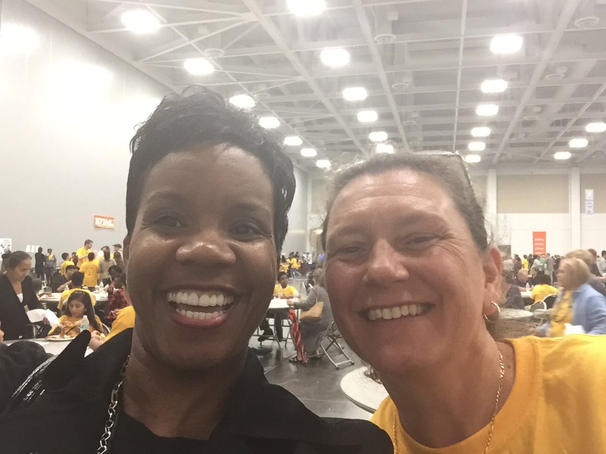 VBGifted's tweet photo. GRTS rock! Practicing GRIT and problem solving!#stemtrifecta2017 https://t.co/ziWsP7Vp2J