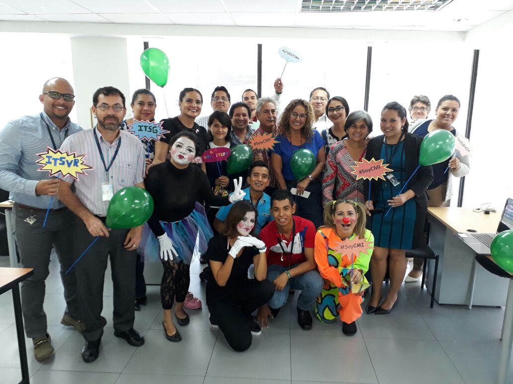 REITT_EC's tweet photo. Muy contentos por este regreso a clases, les enviamos a los estudiantes de los ITTS una colurosa bienvenida por parte de la @REITT_EC https://t.co/SSPiR23upw