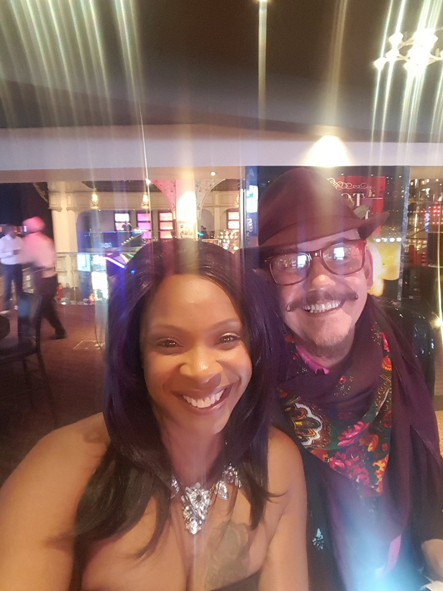 Having a fantastic evening <a href="/MusicDingwalls/">Dingwalls Music</a> <a href="/JayKamiraz/">Mr Fabulous | Jay Kamiraz</a> <a href="/Trickster59/">Rick Mayston</a> @JayandDavid 🤗💖😍😁😘