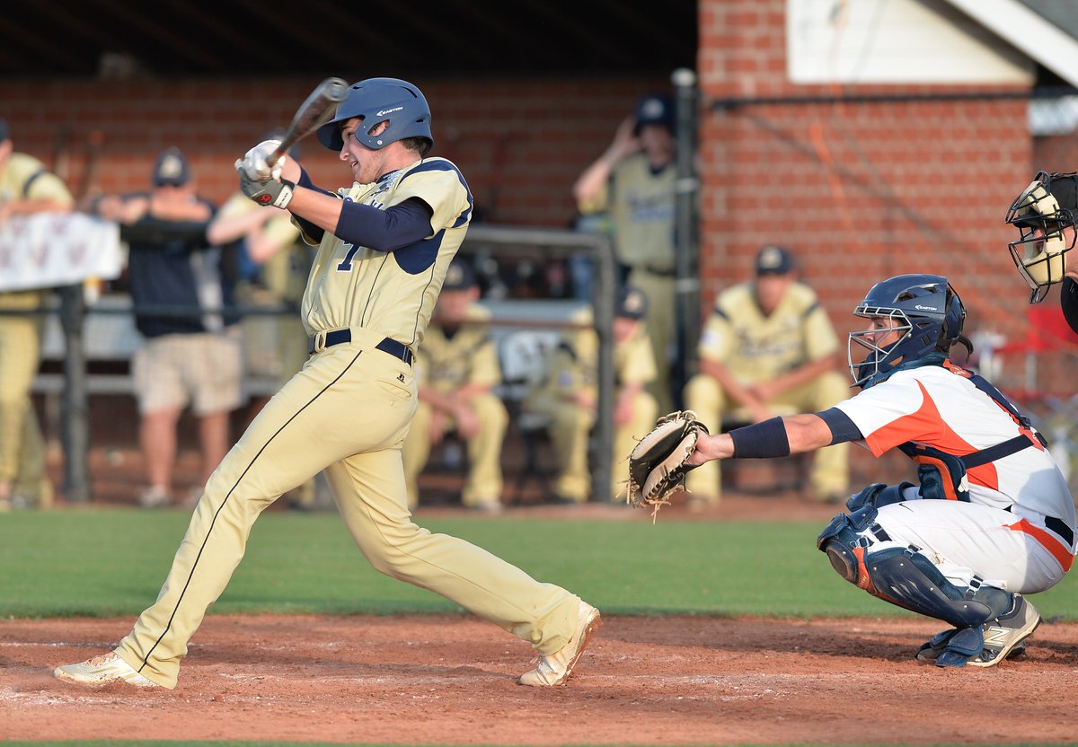 PrepsNow's tweet photo. CAPE FEAR VALLEY ALL-CONFERENCE BASEBALL: UPI's Cameron, SLE's Grant, LEE's Thomas among POTY recipients #CFVC https://t.co/pafku8AOby https://t.co/gfdkLlPMb7