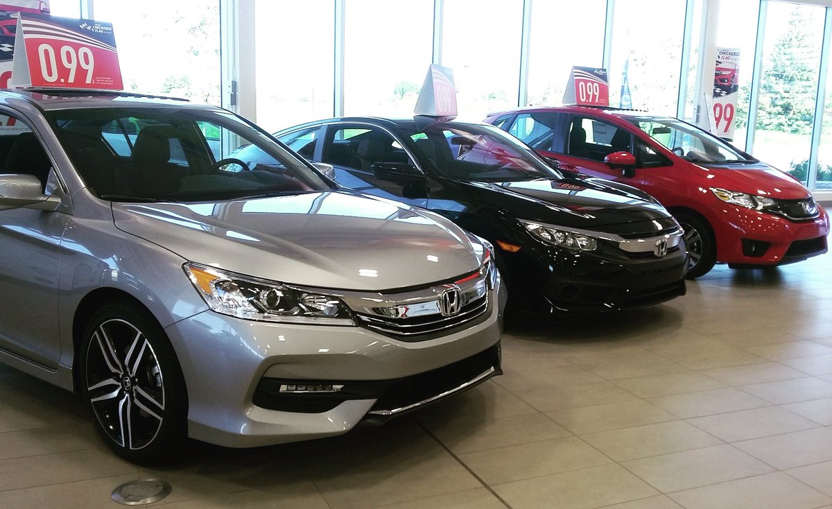 dowhondacars's tweet photo. Three different Hondas; Three different personalities!
#honda #2017fit #2017civic #ottawa #ottcity
https://t.co/R7vfFX50Pq https://t.co/sTKe4n1X4E