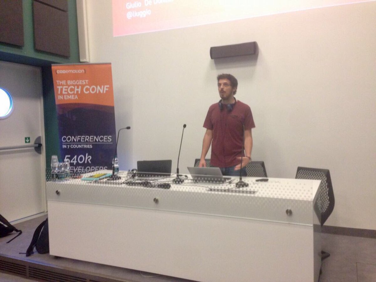 CodemotionIT's tweet photo. Here are some pics of our #AperiTech with @liuggio #AlessandroDavid and @joerg_schad Thank you all! #Containers #Meetup #Milan @HPE_IT https://t.co/v3G1sqBxIE