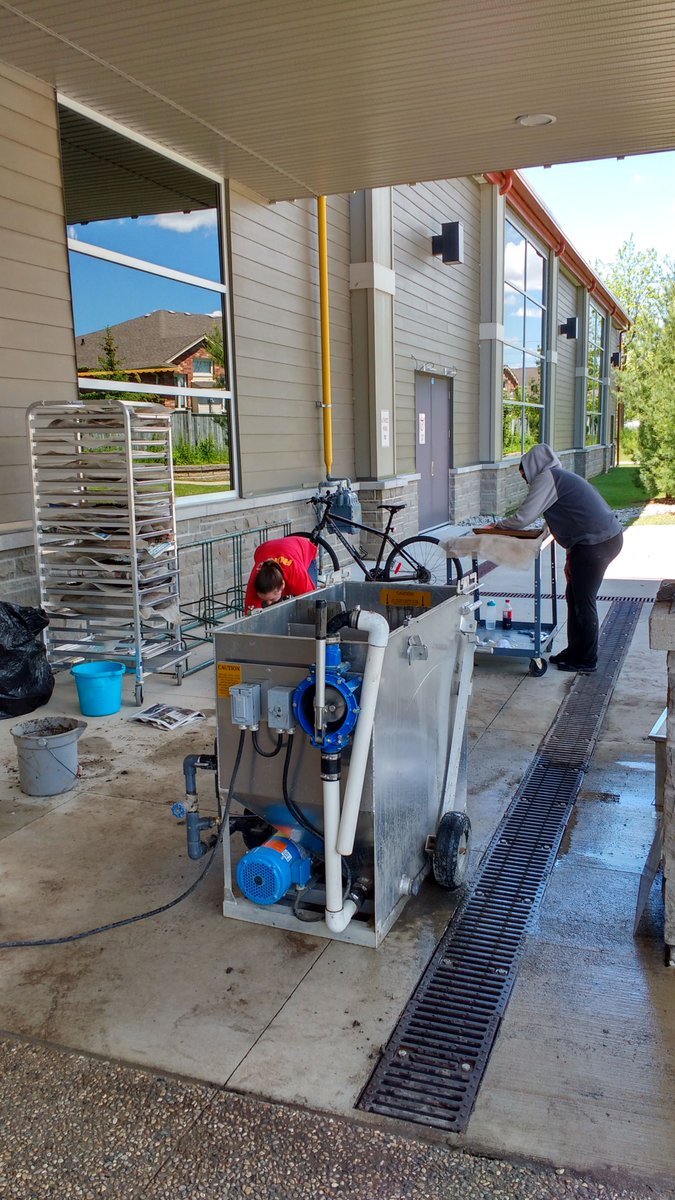 SustArchaeology's tweet photo. It's been nice here lately - yesterday was a beautiful day to do flotation! https://t.co/MolWRC6rFf