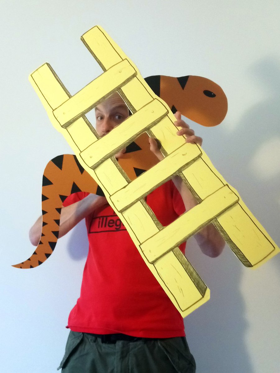 "Like a game of snakes &amp; ladders..but with just snakes" Our workshop on puttting the ladders back into asylum system facebook.com/events/1361741…