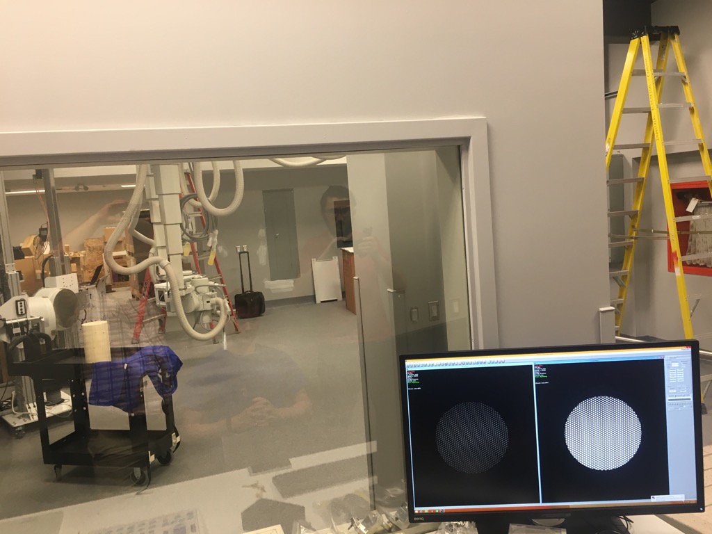 It's alive! Very first x-ray images acquired at the <a href="/QueensMech/">Queen's Mech</a> High-Speed Skeletal Imaging Lab at @HDHKingston