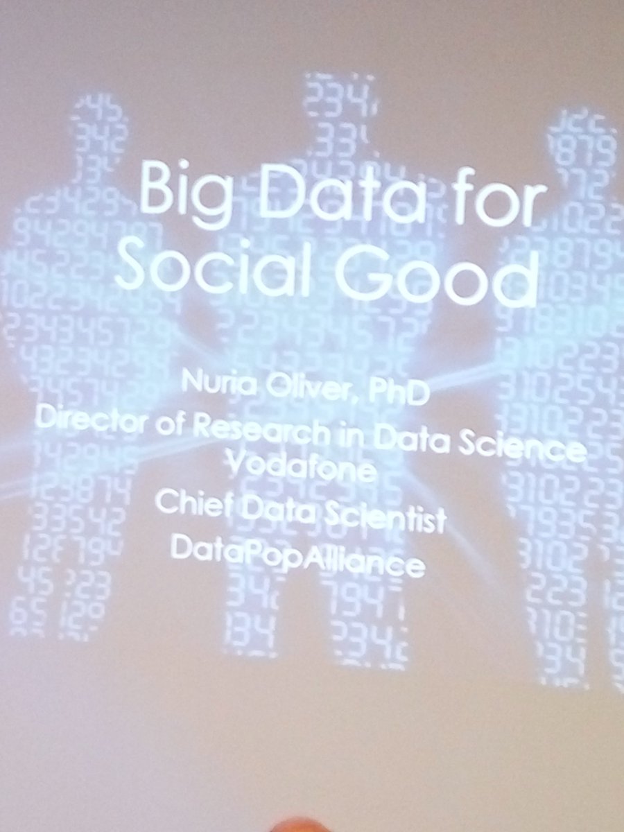 Joseluu_92's tweet photo. #databeers https://t.co/G5f1GSxR5z