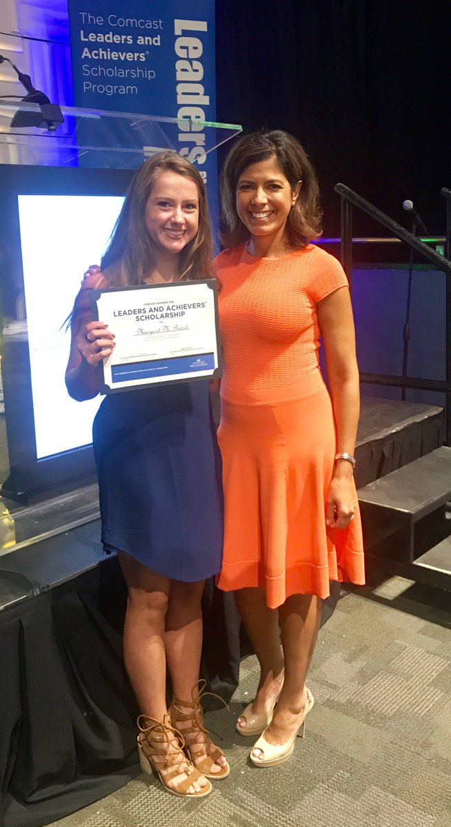 maggiereisel's tweet photo. Proud to be @HerseyHuskies grad, and be representing our school at the @ComcastILLINOIS Leaders and Achievers Luncheon. @Zoraidasambolin https://t.co/aSTWpgg81h