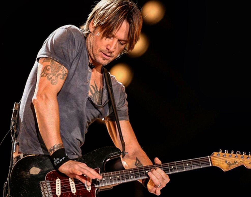 CThunderIowa's tweet photo. .@KeithUrban owned last night as he took home 4 #CMTAwards!
Reserve your tickets for #TreeTown2018 TODAY: https://t.co/Q0bH5jXKkV https://t.co/KqfK4T3lEN