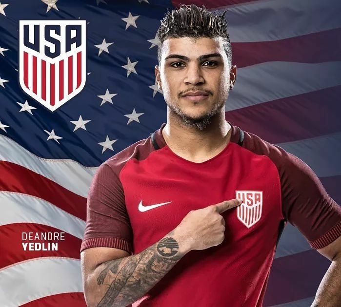 PLAYGROUND BAR tweet media