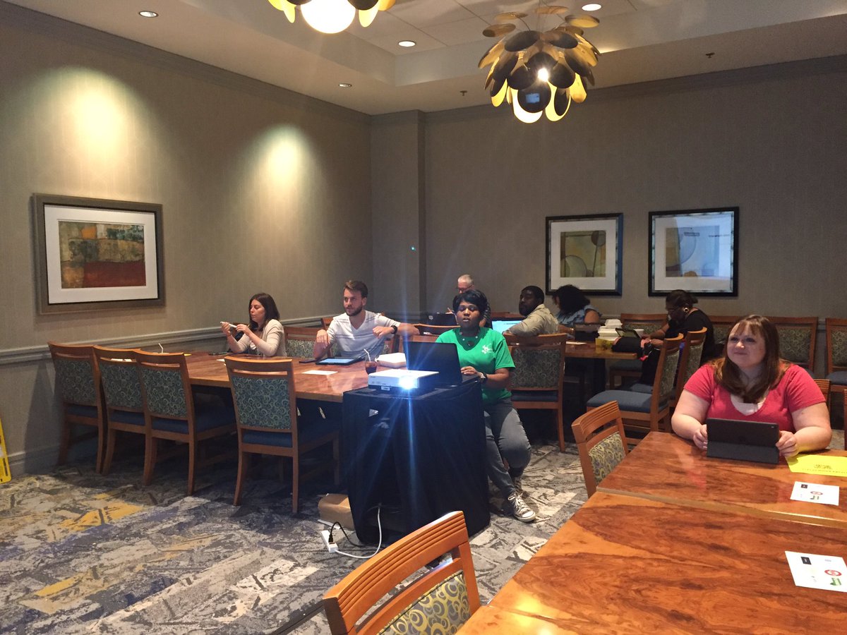 MFarmer_RMS's tweet photo. Escape Tech Barriers: GAME ON!!Awesome session Botley-Glenn, Braggs and Creech!! #GameOnFCS @RMS_Wildcats @FultonCoSchools @FultonSchoolsPL https://t.co/bVmxG5E67Q
